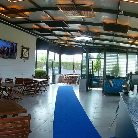 Gardenya Lara Suit Hotel Отели рядом с достопримечательностью «Пляж Кадрие»
