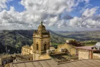 B&B Regina Carolina Hotels in Caltagirone