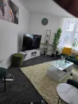 Luxury Stylish Charming City Apartment With Private Entrance in Wolverhampton فنادق في ولفرهامبتون