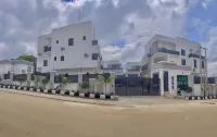 Lisa Suites - Apartments