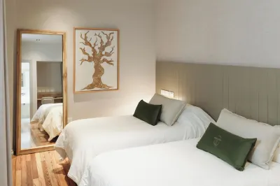 Casa Toledo Hotels near Estacion Shopping Eden