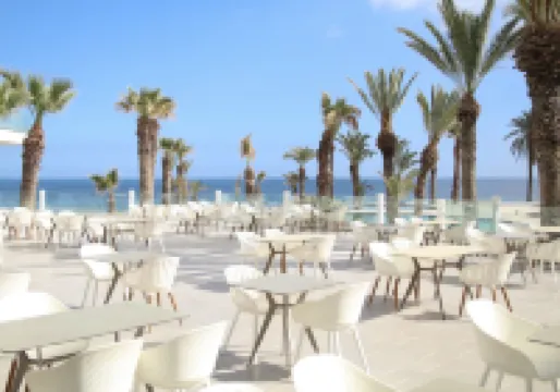 Blue Beach Golf and Spa Hotel di 