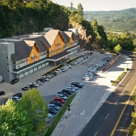 Sky Palace Hotel
