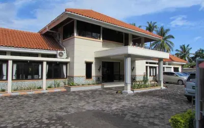 Asa Hotel & Restaurant Hotels near Kapela Tuan Ma Larantuka