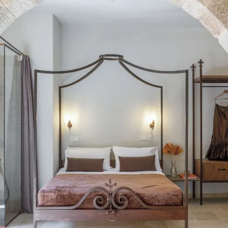 Spanish Knights Inn