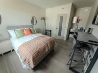 George Apartments Hotels in Broadway