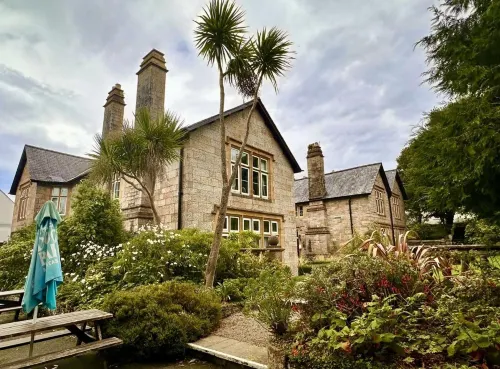 2 Bedrooms Cornish Holidays for Penzance & St Ives - 2-Star