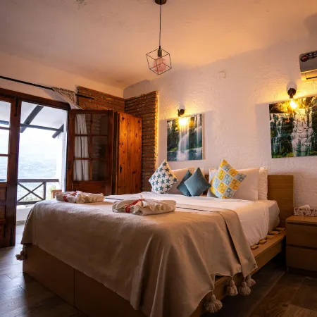 Resort Hotel El Cortijo & Spa
