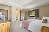 Commander Motel Hotels in Nisswa