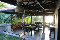 위스퍼링 오션 Chiththa Meditation Temple Dolewatta 주변 호텔