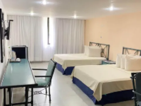 コラル OHS ホテル & マリーナ エン トゥカカス ムンシピオ・アウトノモ・シルバのホテル