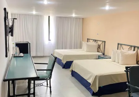 Koral OHS Hotel & Marina en Tucacas Отели в г. Мунсипио Аутономо Сильва