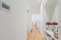 Independence Apartment with Balcony