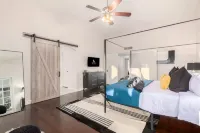 La Vieve Family Oasis-free Htd Pool-billiards-bbq - balcony