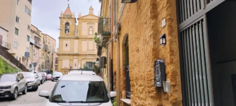 Cozy Agrigento Holiday Home With Ocean Views