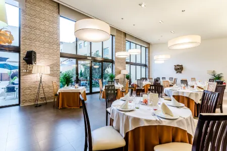 Hospedería Pax Отели в г. Леон