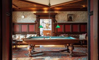 Engsholms Slott - Adults Only