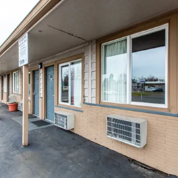 Autzen Inn