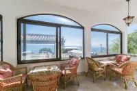Villa Leo
