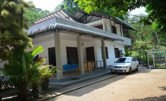 Elkaduwa Bungalow