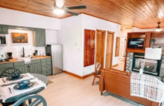 Private Forest Retreat | Ruidoso Couples Escape