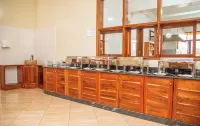 Skylark Hotel