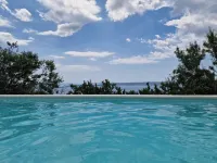 Stone House Bay View - Kaštel Lukšić Hôtels à : Kastel Kambelovac