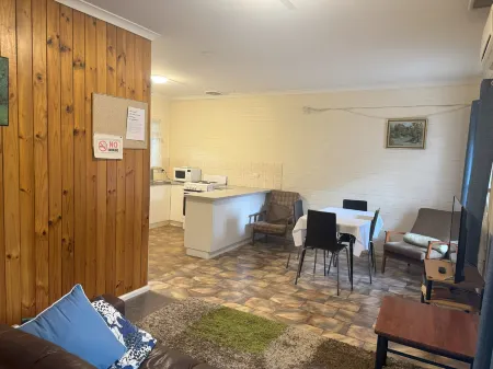 Ovensview on Riverside