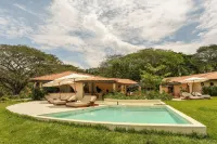 Hotel Tahiti Hotels in Fredonia