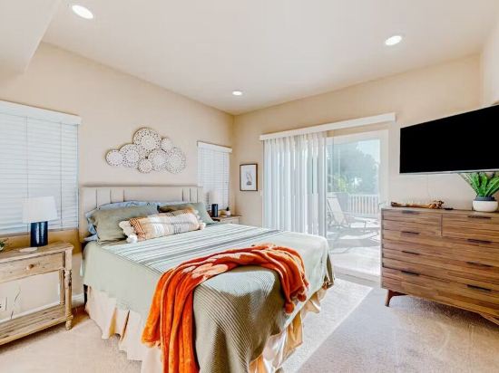 NEW 5BR Bay View Theater Steam Room Massage Chair Luxury 5 min to Sea World/Zoo