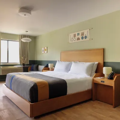 Trailborn Rocky Mountains Outpost Hotels near Estes Park / Rocky Mountain National Park KOA Holiday