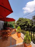 International Hostel Medellin Отели в г. 