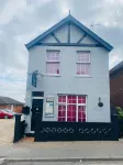 The Railway Sleeper Lodge Hotels in Stoke by Nayland