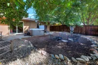 Cottonwoods 401
