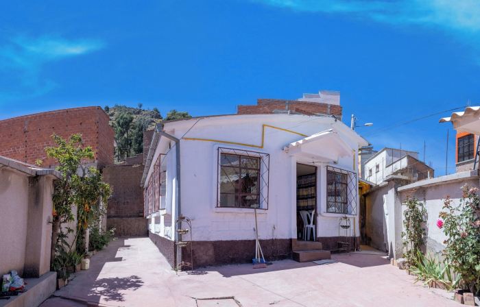 Skylake B&B Hostel