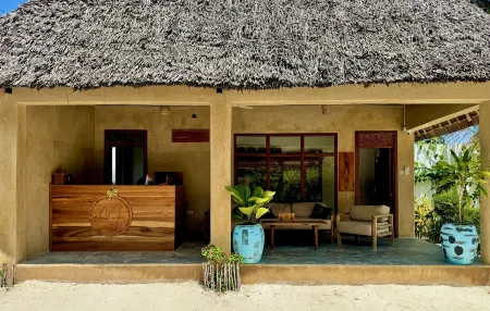 Mayai Ocean Resort Отели в г. Буэхуу