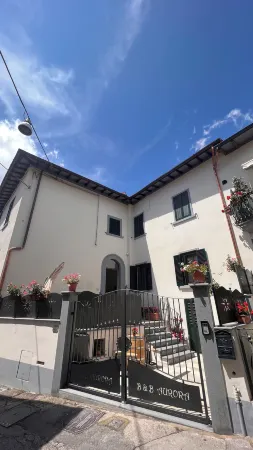 B&B Aurora Отели рядом с достопримечательностью «NaturalSkin Estetica Solarium Spa»