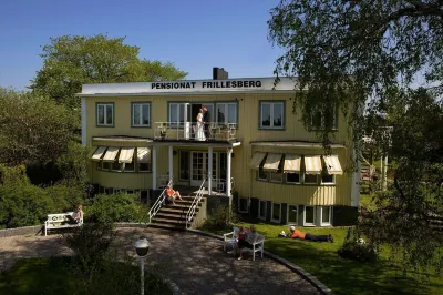 Pensionat Frillesberg Hotels near Kungsbackaskogen