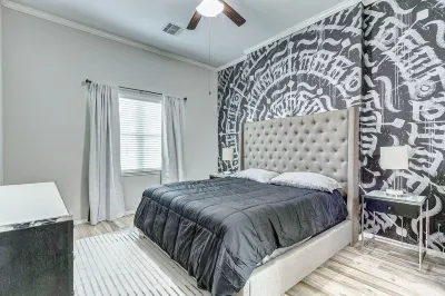Modern Stylish home in Katy 4 bed 2.5 bath BOOK NOW ! Hôtels à proximité de : Katy ISD Transportation