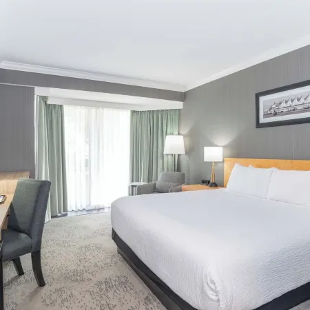 Sandman Signature Vancouver Airport Hotel & Resort