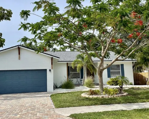 Designer house near Anna Maria Island-Best of Bradenton!!! Hotels in West Bradenton