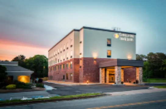 Cobblestone Inn & Suites Fairfield Bay Hotels in 