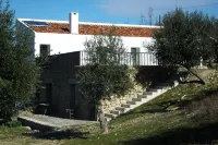 Amazing Country House in Alentejo - QUINTA VELHA DO PÊRO BOI - Holiday Rentals 酒店