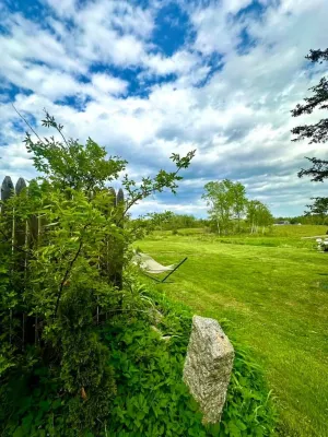 Tapley Farms: Charming Barn at Salt Water Farm