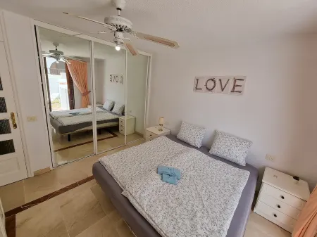 Casa Teide, ground floor Parque Santiago 1, heated pool, 100 m to sea+beach