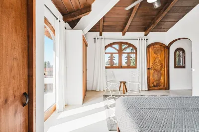 Oceanview Retreat with Private Pool - Just 3 Blocks from the Beach! Hotels in 