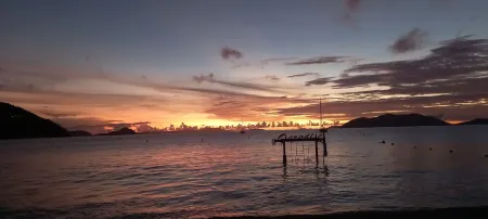 The best sunset view in the Bay Отели рядом с достопримечательностью «Нанни Кей»