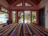 Spectacular Lakefront Cabin with luxury outdoor shower Hotels in San Marcos La Laguna