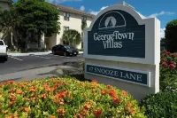 Modern Oceanfront 2BD Prime Loc Hotels near Porto di Georgetown (Port of George Town)