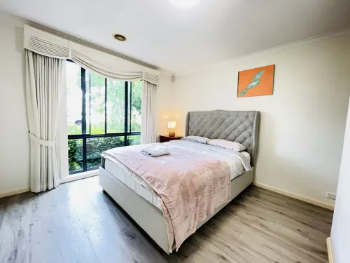 6 Bedroom House @ Gungahlin Town Center